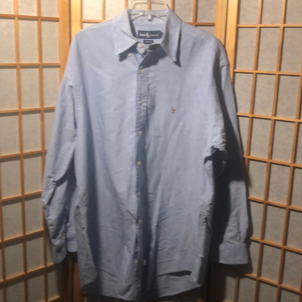 Men’s Ralph Lauren Yarmouth Button Down Shirt.